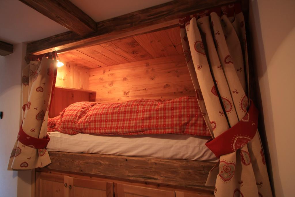 Chalet Pian Campitello di Fassa Cameră foto
